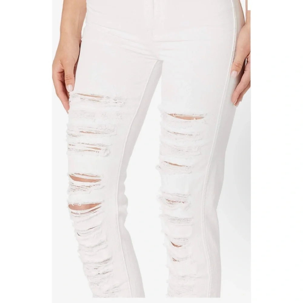 7 FOR ALL MANKIND HIGH WAIST CROPPED SHREDDED JEANS 🌺IN STORES🌺 - Picture 2 of 4